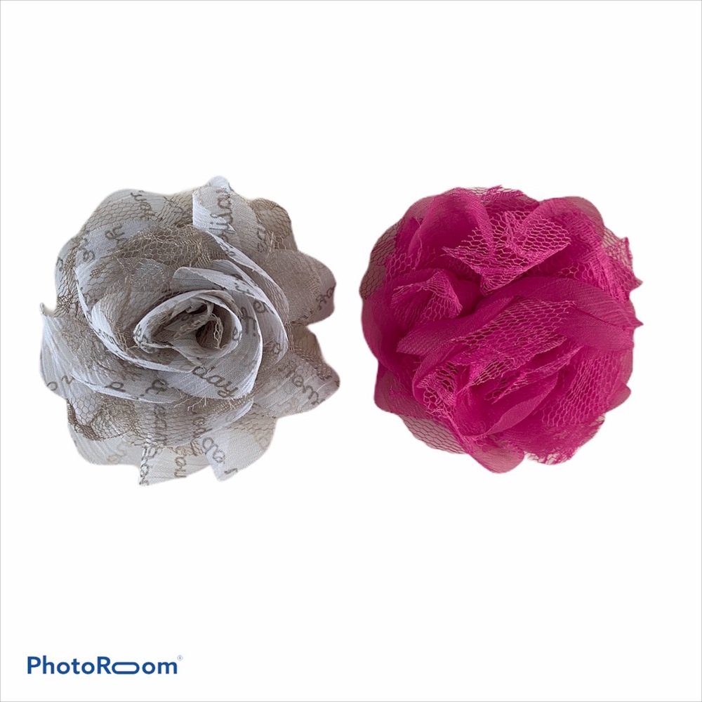 Thirty-One Rose Rosette Pin/Clip